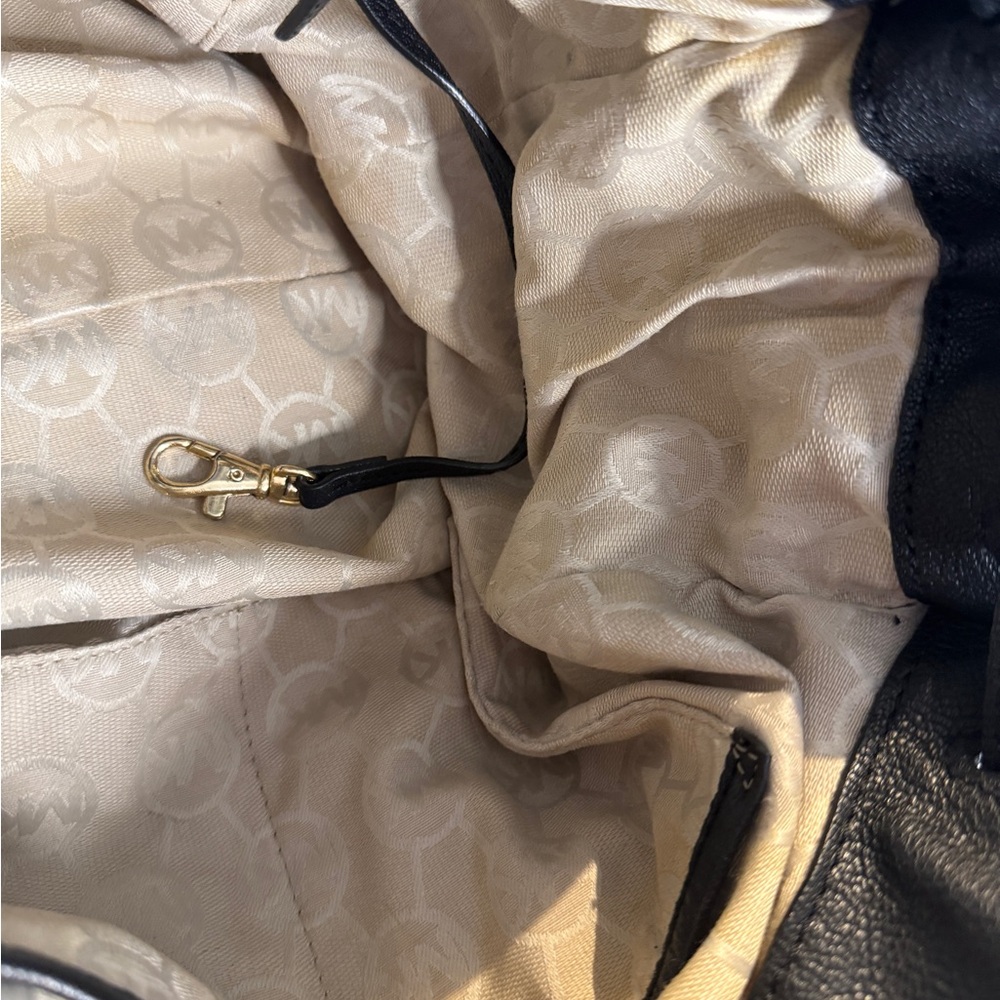 Michael Kors Hamilton Black Leather Satchel Tote Gold Lock Key Chain Strap - Picture 10 of 17